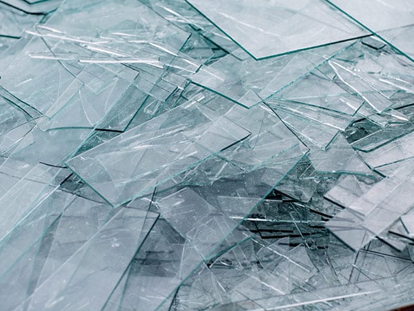 Ritiro-di-finestre-e-vetro-rotto-temperato-bologna